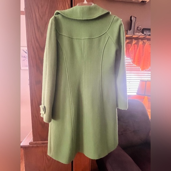 Boden Green Trench Coat with Pink Lining - Picture 3 of 5